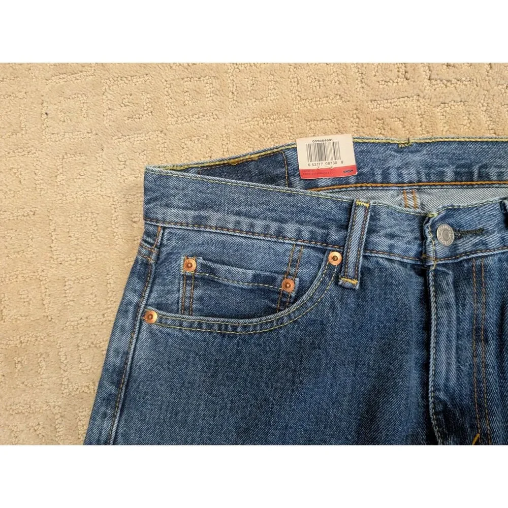 NWT Levi's 505 Jeans Mens 32X30 Blue Regular Straight Leg 100% Cotton